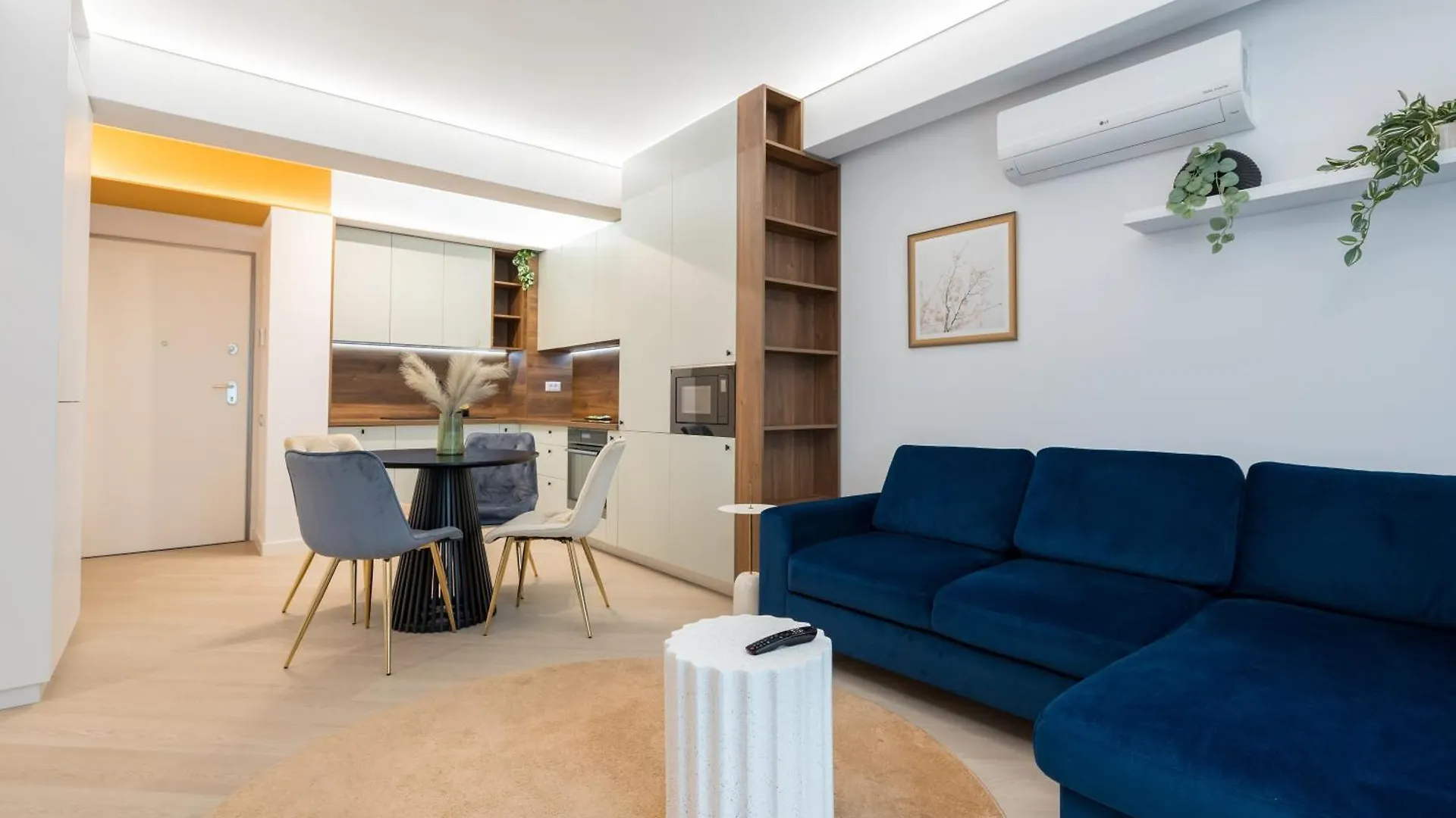 Indigo Haven - Cortina North Apartment Voluntari