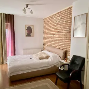Apartament Pipera 1, Voluntari